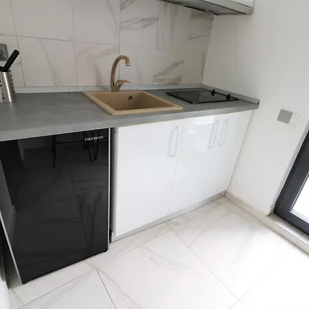 Deluxe Skyline Retreat - Old Town Appartement