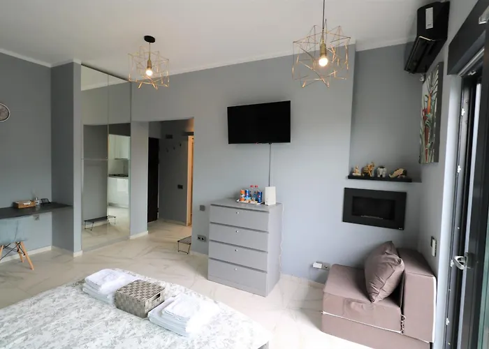 Deluxe Skyline Retreat - Old Town Bucarest