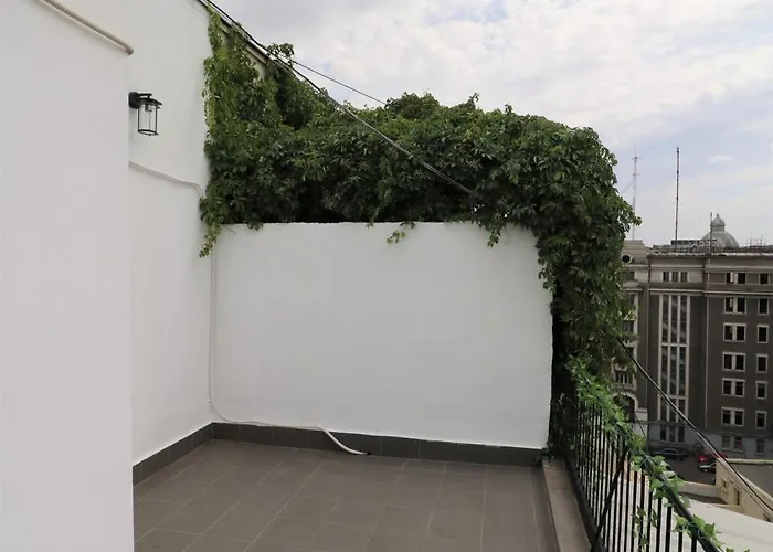 Deluxe Skyline Retreat - Old Town * Bucarest