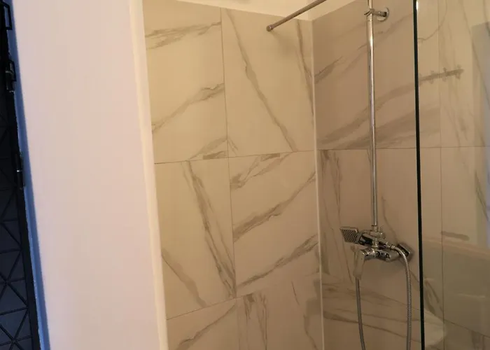 Deluxe Skyline Retreat - Old Town Bukarest