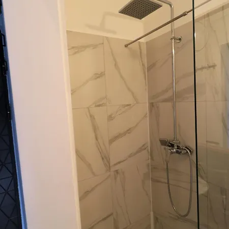 Deluxe Skyline Retreat - Old Town בוקרשט