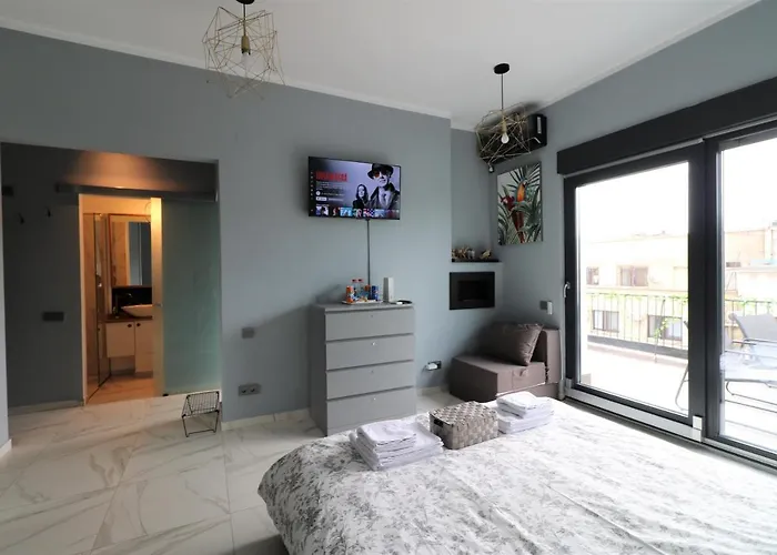 Deluxe Skyline Retreat - Old Town Apartamento *